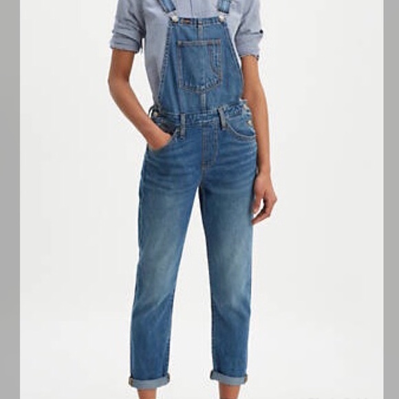 Levi's Denim - NWT Levi’s original overalls sz M